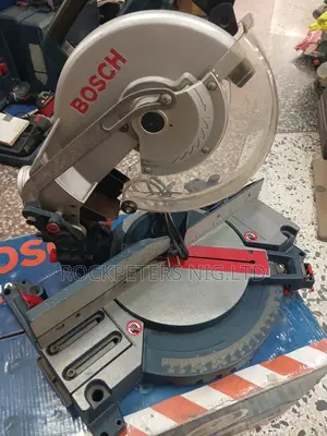 Bosch GCM 10 Professional Sliding Mitre Saw