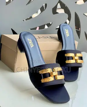 Flat Slippers