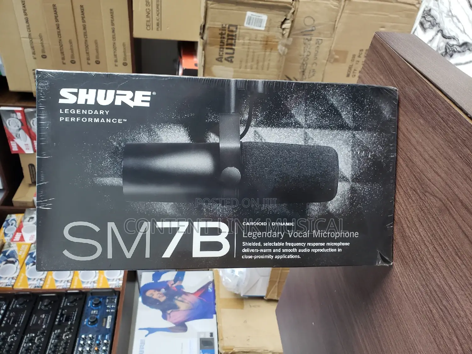 Original SM7B Legendary Vocal Microphone