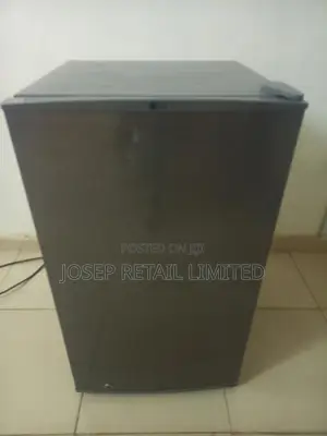 LG Table Top Fridge and Freezer 100litres