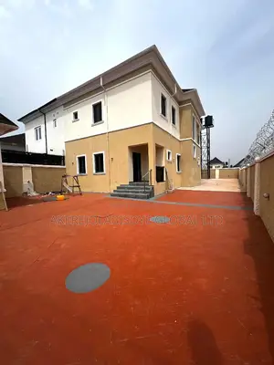 4bdrm Duplex in In An Estate for sale