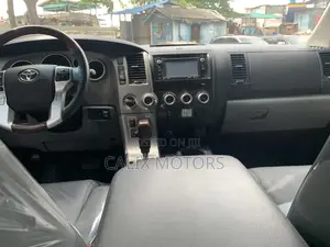 Toyota Sequoia 2016 Black