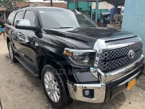 Toyota Sequoia 2016 Black
