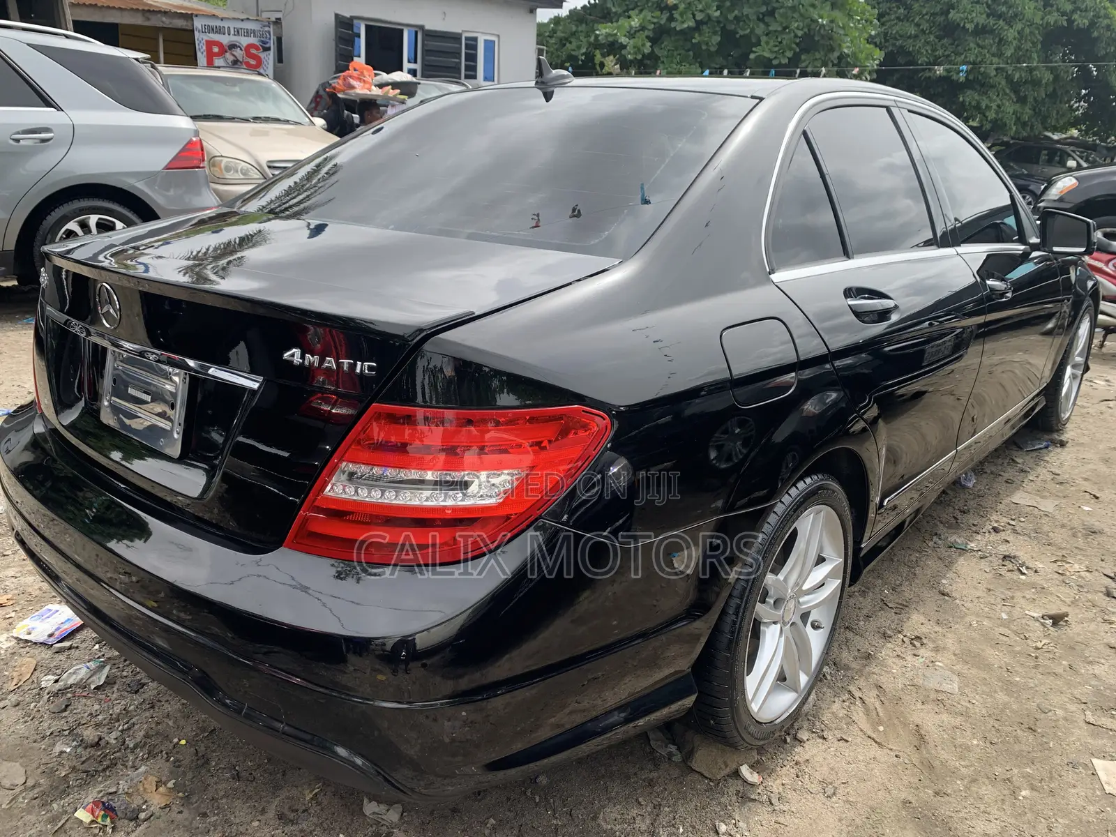 Mercedes-Benz C350 2015 Black