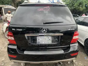 Mercedes-Benz M Class 2010 Black