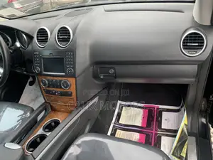 Mercedes-Benz M Class 2010 Black
