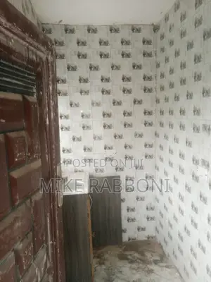 1bdrm Block of Flats in G. R. A, Enugu for rent