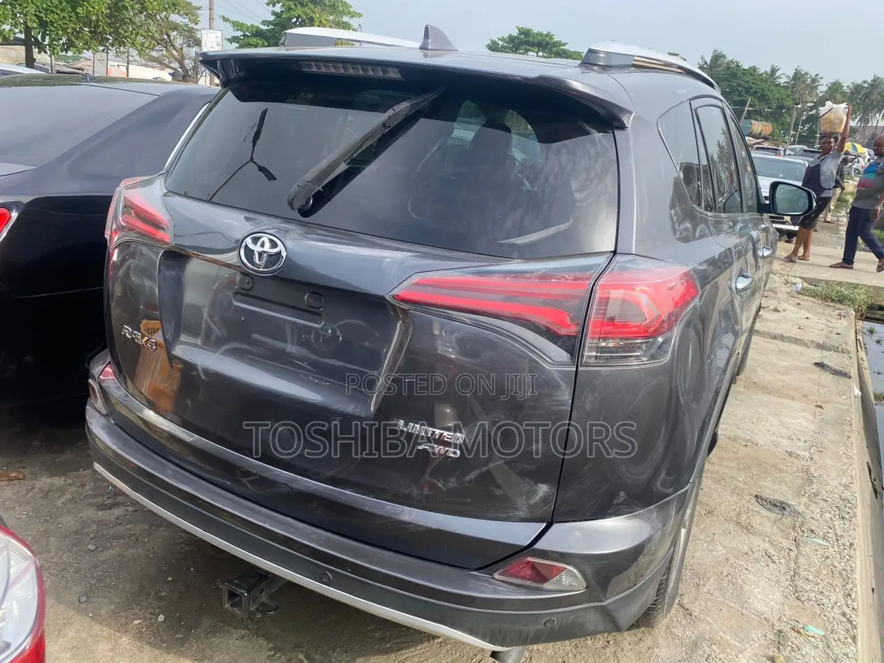 Toyota RAV4 2017 Gray