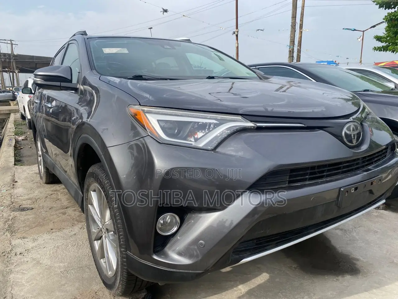 Toyota RAV4 2017 Gray