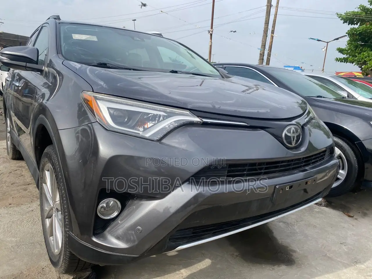 Toyota RAV4 2017 Gray
