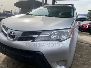 Toyota RAV4 2015 Silver