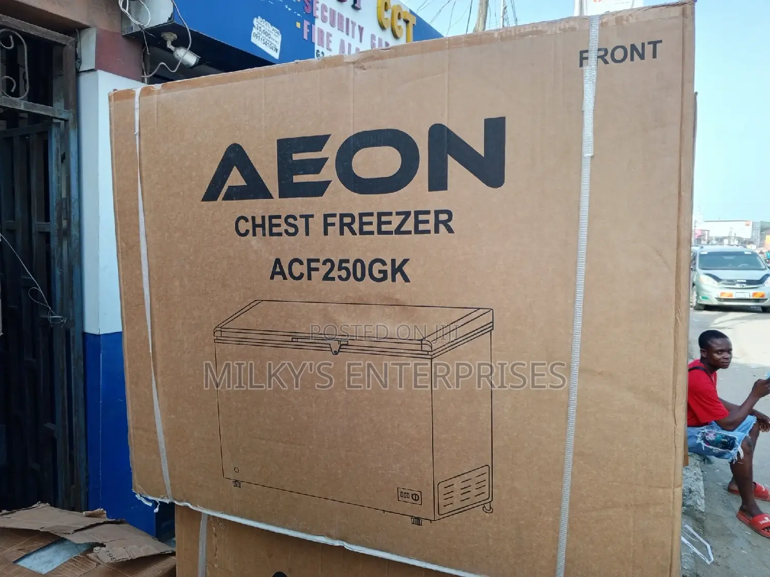 Aeon Chest Freezer