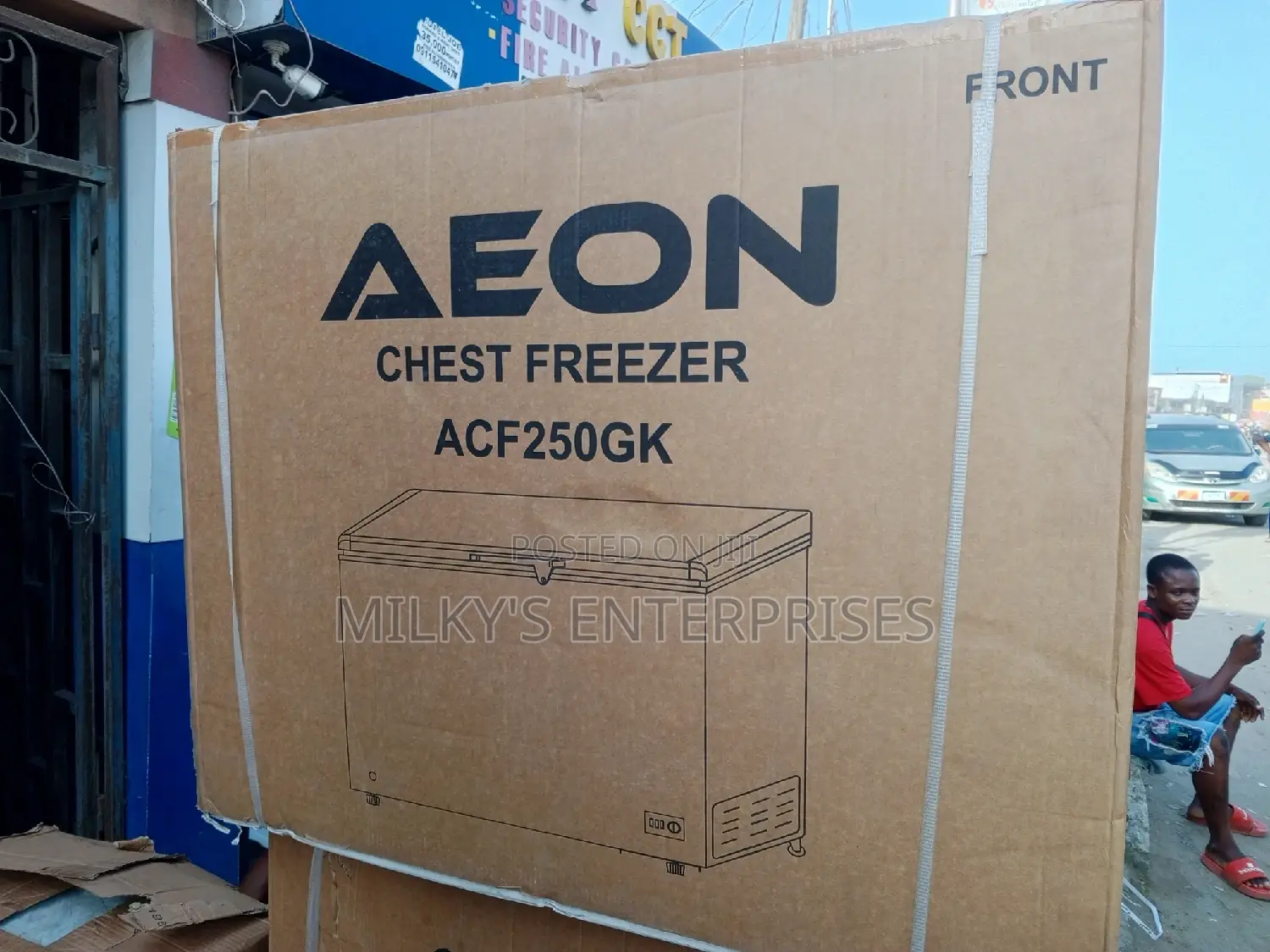 Aeon Chest Freezer