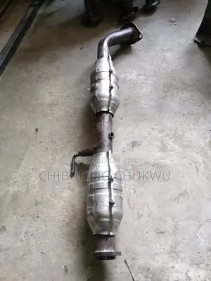 Toyota Land Cruiser Prado Catalytic Exhaust Pot.