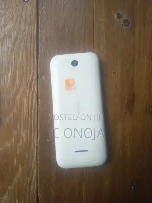 Nokia 225 White