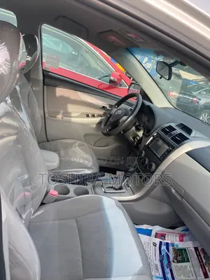 Toyota Corolla 2012 Silver