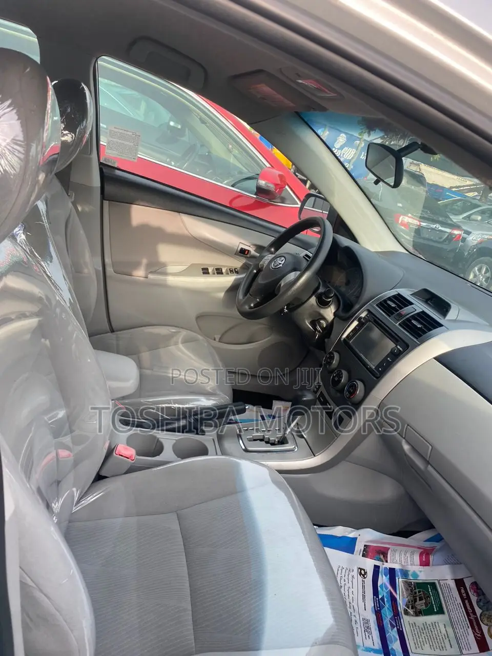 Toyota Corolla 2012 Silver
