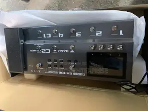 Quality Boss GX 100 Guitar Effect Pedal