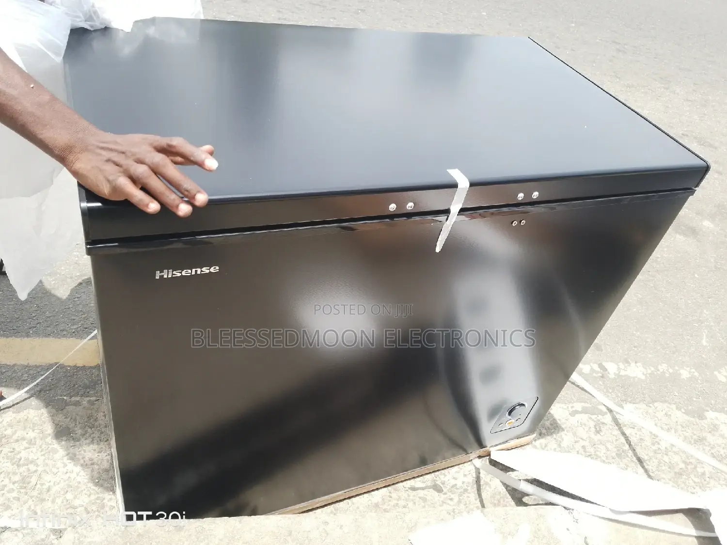 Hisense Low Voltage Freezer 3 Years Warranty