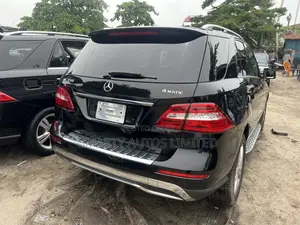 Mercedes-Benz M Class 2012 Black