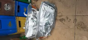 Toyota Highlander 2008 Tokunbo Headlights Very Neat