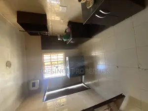 3bdrm Block of Flats in Dawaki for rent