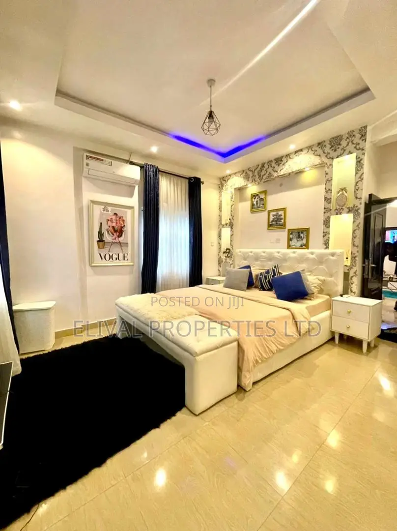 4bedrooom Luxurious Classy Serviced Apartment