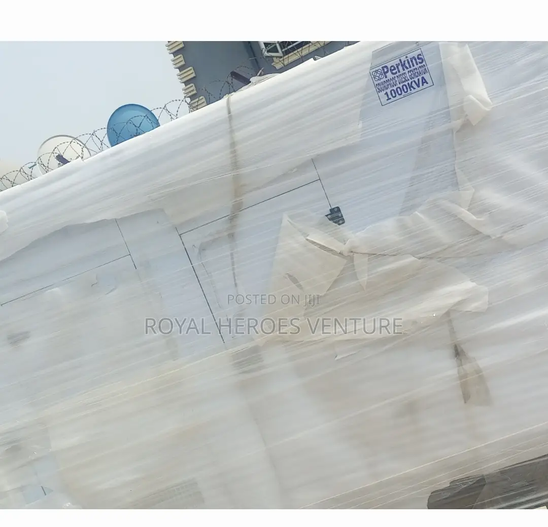 1000 England Perkins Soundproof Generator