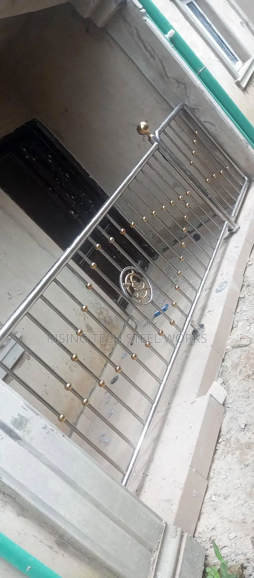 Stainless Cumbi Round Bankonly