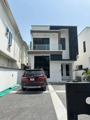 5bdrm Duplex in Ologolo Lekki for sale
