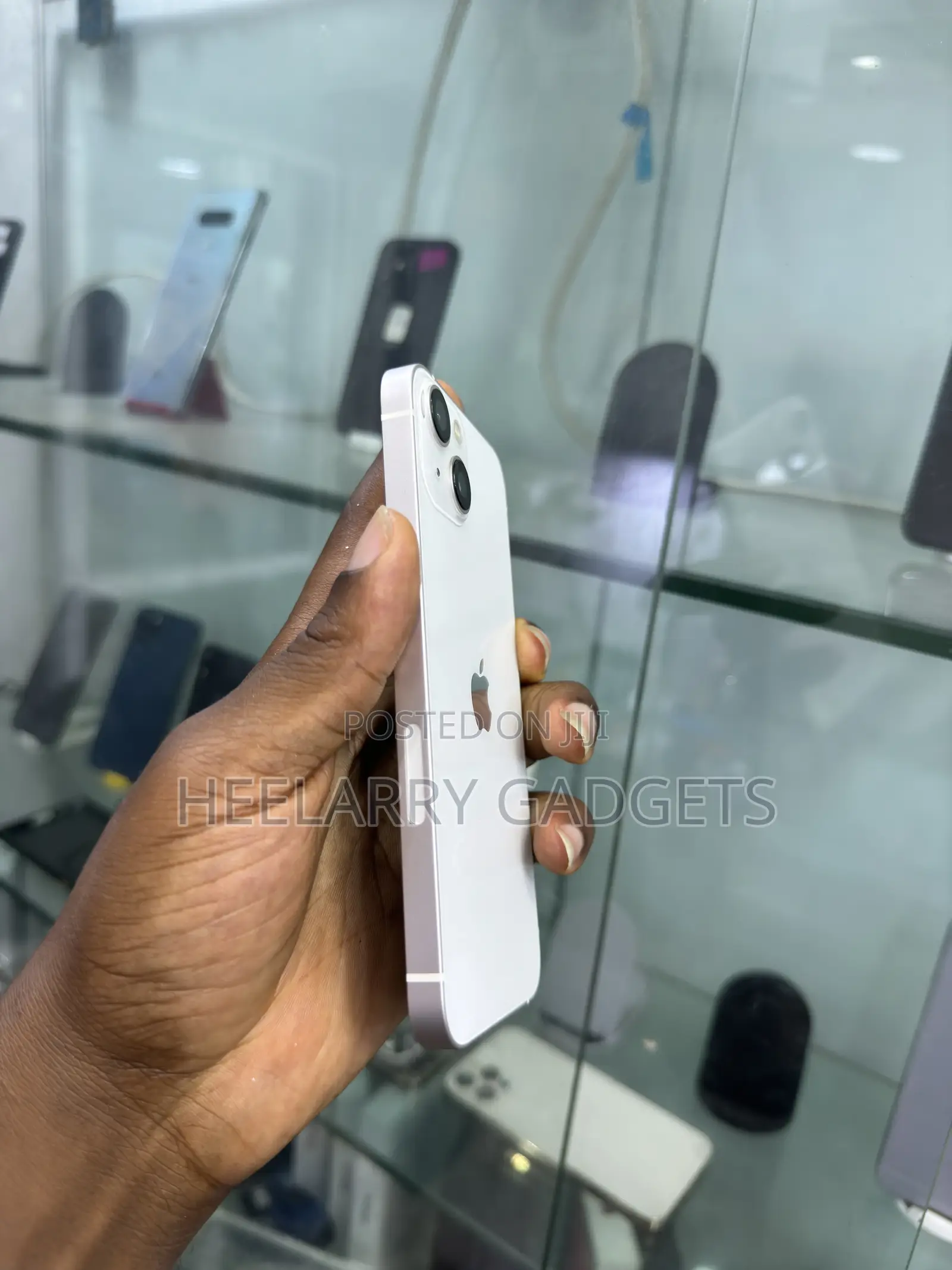 Apple iPhone 13 128 GB White