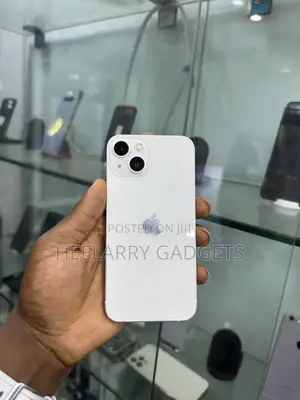 Apple iPhone 13 128 GB White