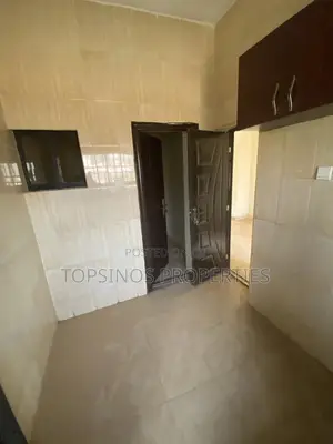 3bdrm Block of Flats in Dawaki for rent