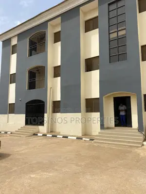 3bdrm Block of Flats in Dawaki for rent