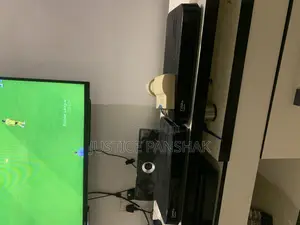 DSTV Explora 2a