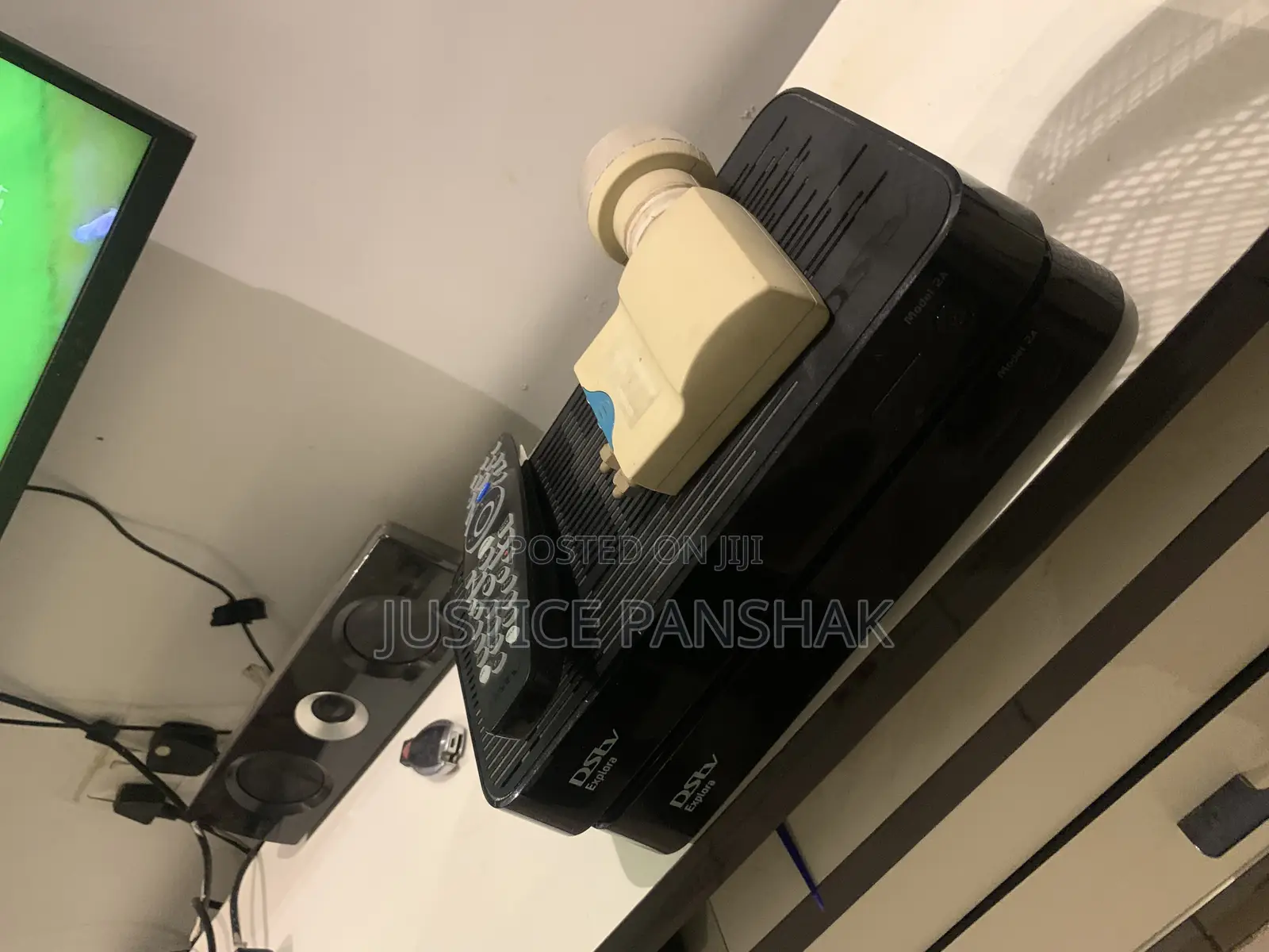 DSTV Explora 2a