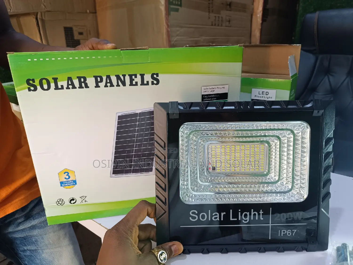 Led Floodlight 200w Ip65 With Solar Panel