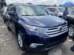 Toyota Highlander Limited 2012 Blue