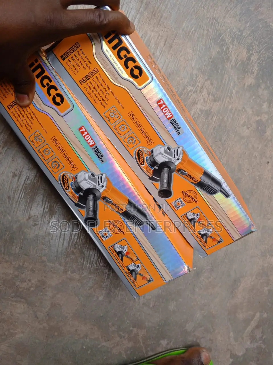 710 Watt 115mm Ingco Angle Grinder