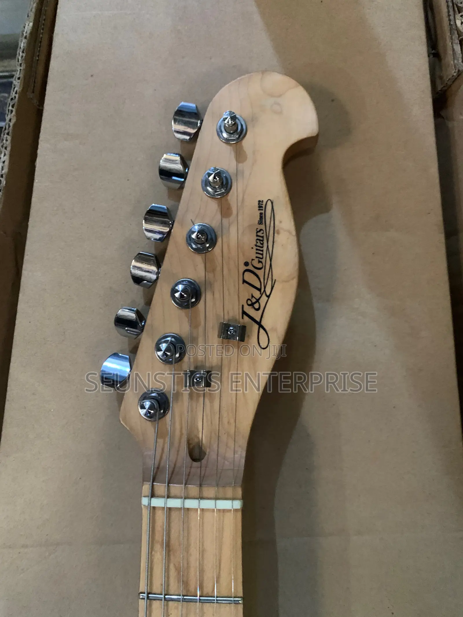 Quality J and D Maple Fret Telecaster Guitar