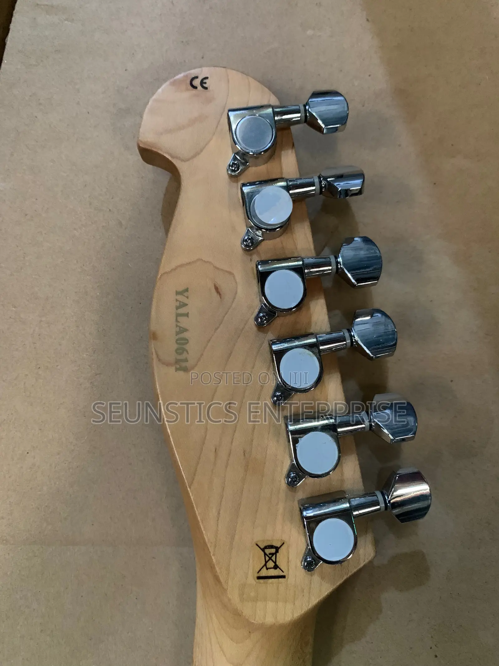 Quality J and D Maple Fret Telecaster Guitar