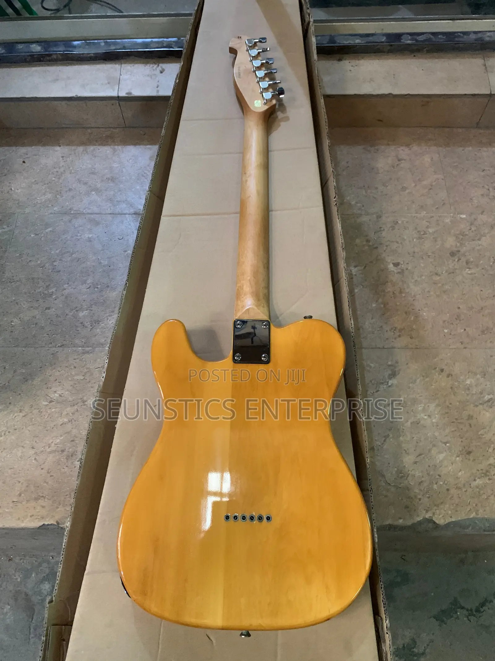 Quality J and D Maple Fret Telecaster Guitar