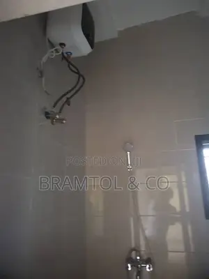 2bdrm Block of Flats in Sabon Lugbe for rent
