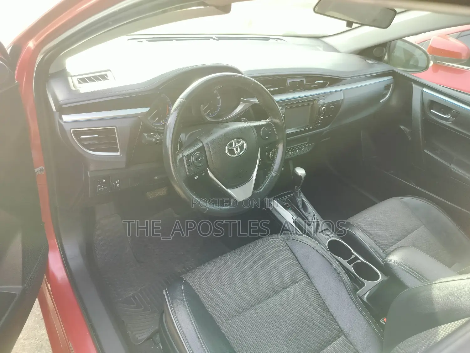 Toyota Corolla 2016 Red