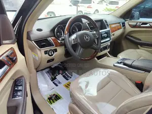 Mercedes-Benz M Class 2014 Black