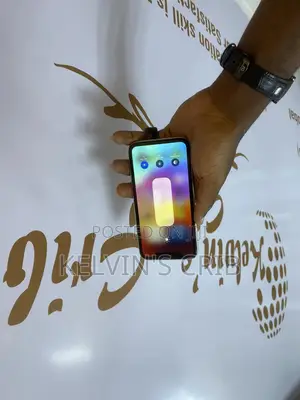Apple iPhone 11 64 GB White