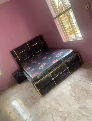4/Half By 6 Bedframe