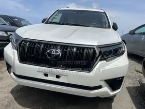 Toyota Land Cruiser Prado 2023 White