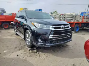 Toyota Highlander 2018 Black