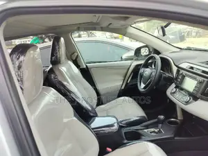 Toyota RAV4 2014 Silver